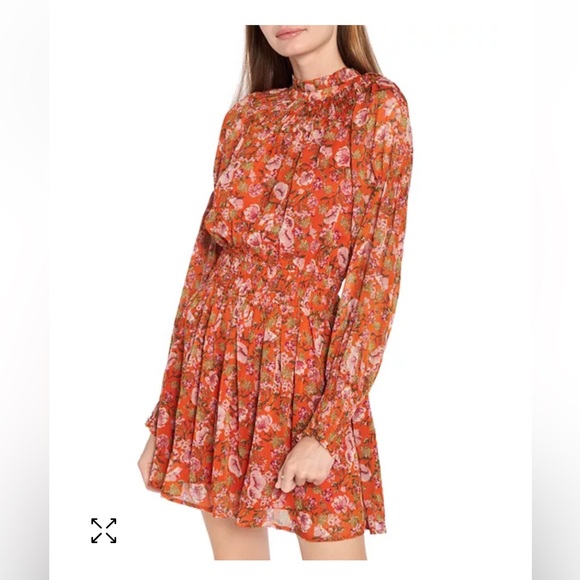 En Saison Gorgeous Smocked Floral Mini Dress, Size Medium - Picture 1 of 16